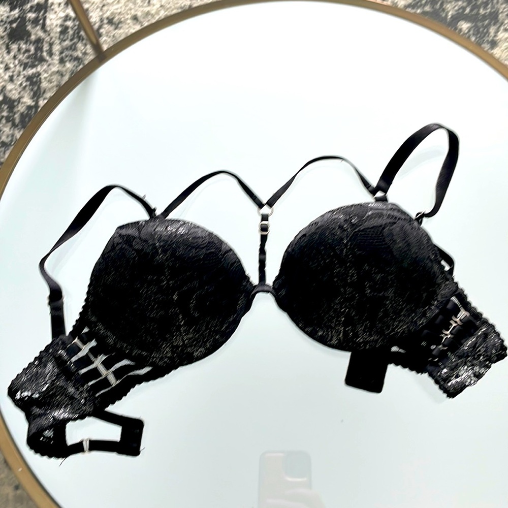 Victoria’s Secret very sexy push up bra